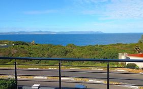The Whale'S Tale Guesthouse