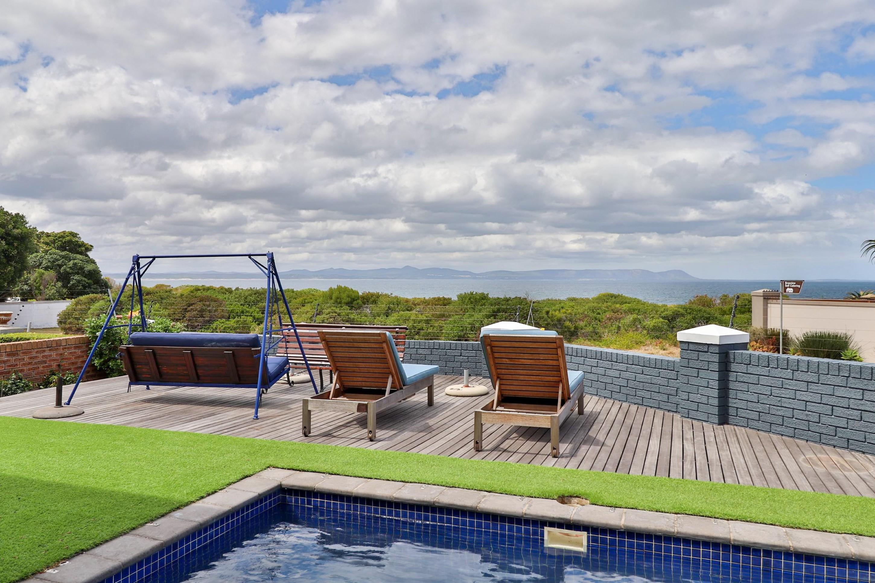 The Whale'S Tale Guesthouse Hermanus Exterior photo